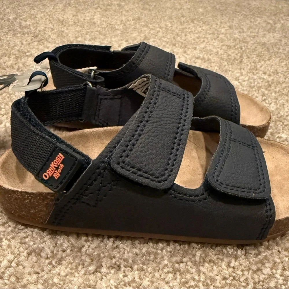 NWT OshKosh B’gosh Ezequiel toddler size 8 navy blue sandals